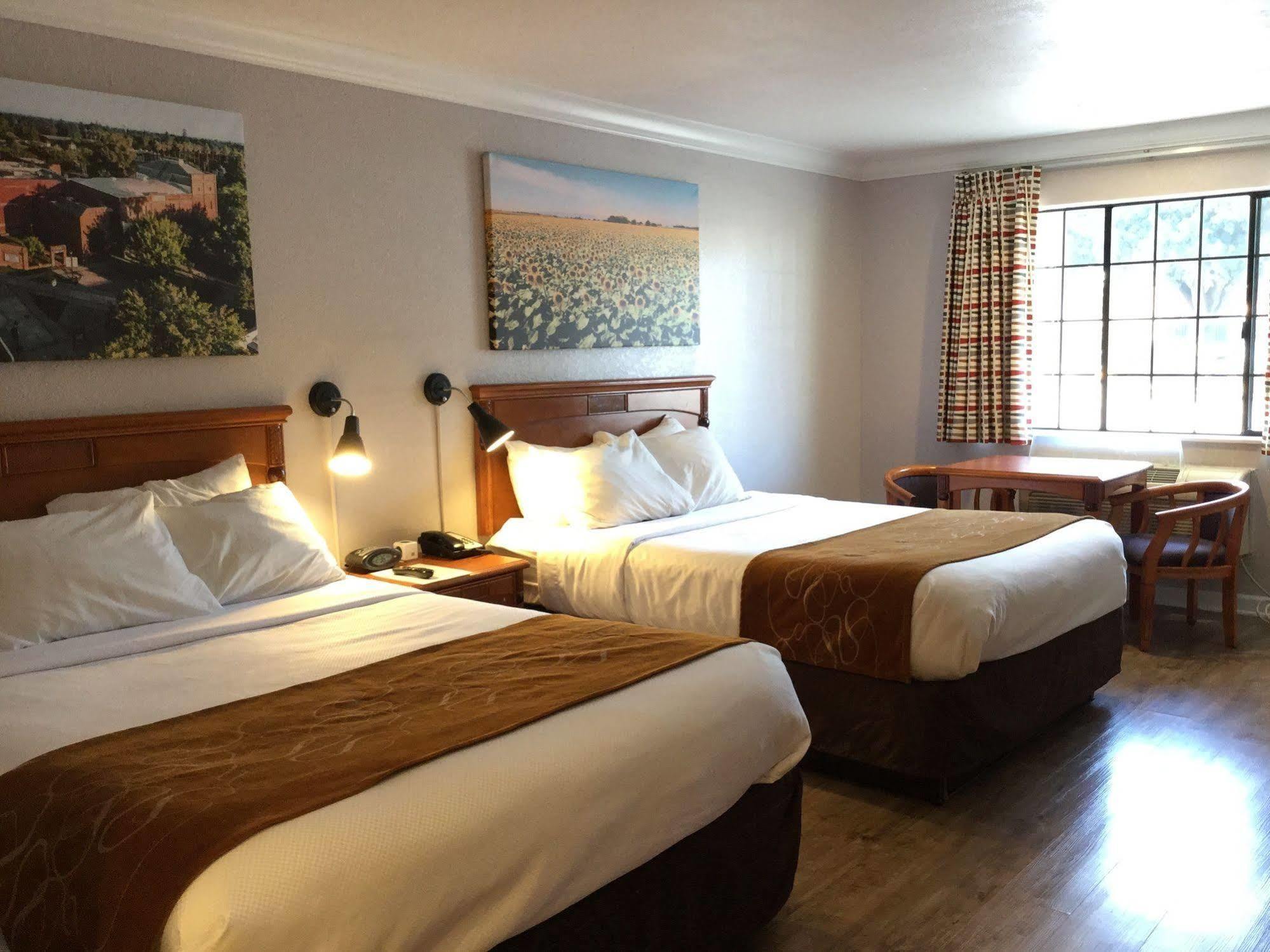 Journey Inn 우드랜드 외부 사진